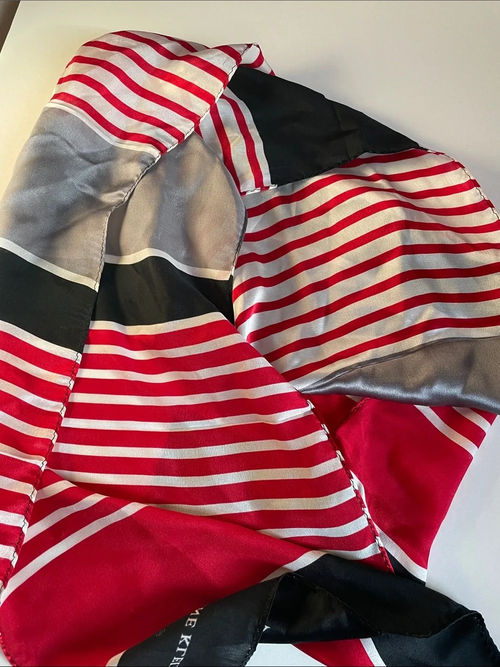 VTG ANNE KLEIN SILK SCARF
